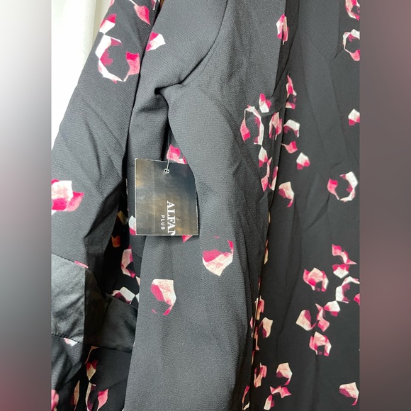 NWT Alfani Black w Pink Abstract Poncho Flowly Top w Satin Stripe Size 0X - Picture 11 of 12